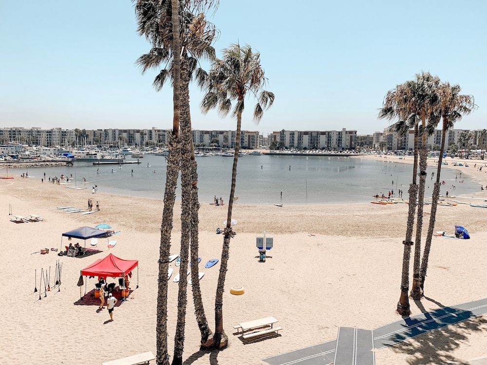 Jamaica Bay Inn Marina Del Rey, Tapestry Collection by Hilton 23/76