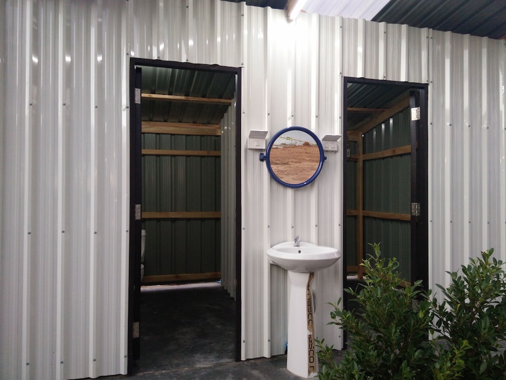 Bluemoon Riverside Resort 1/50