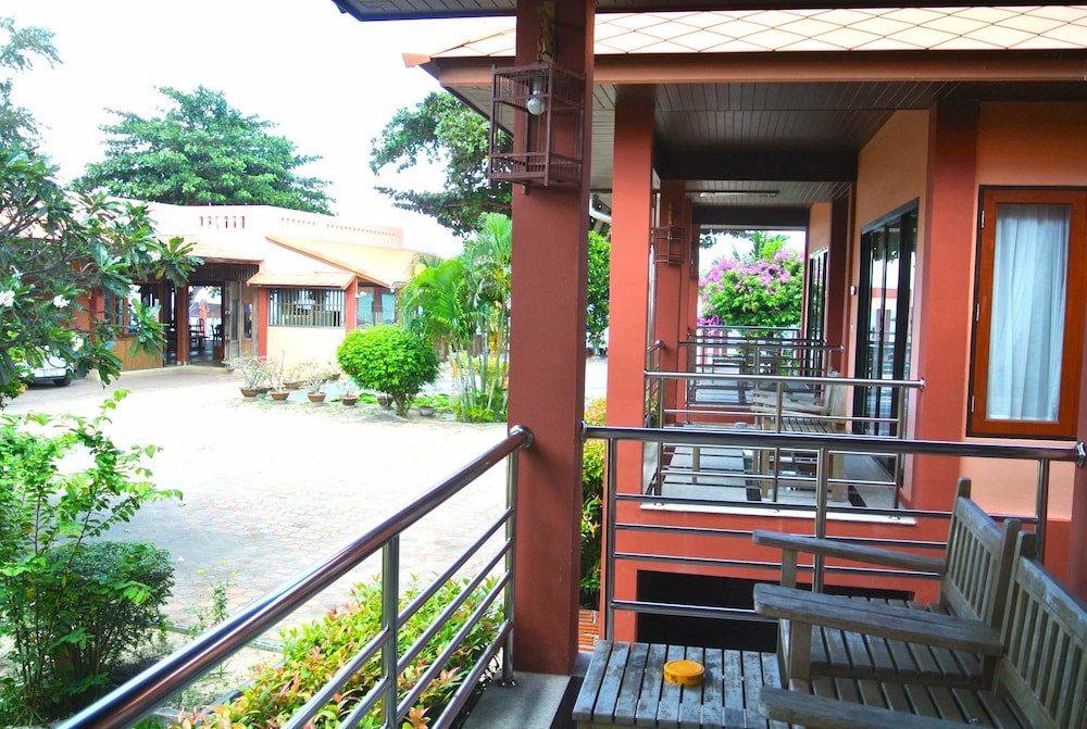 P.S. Thana Resort 4/71