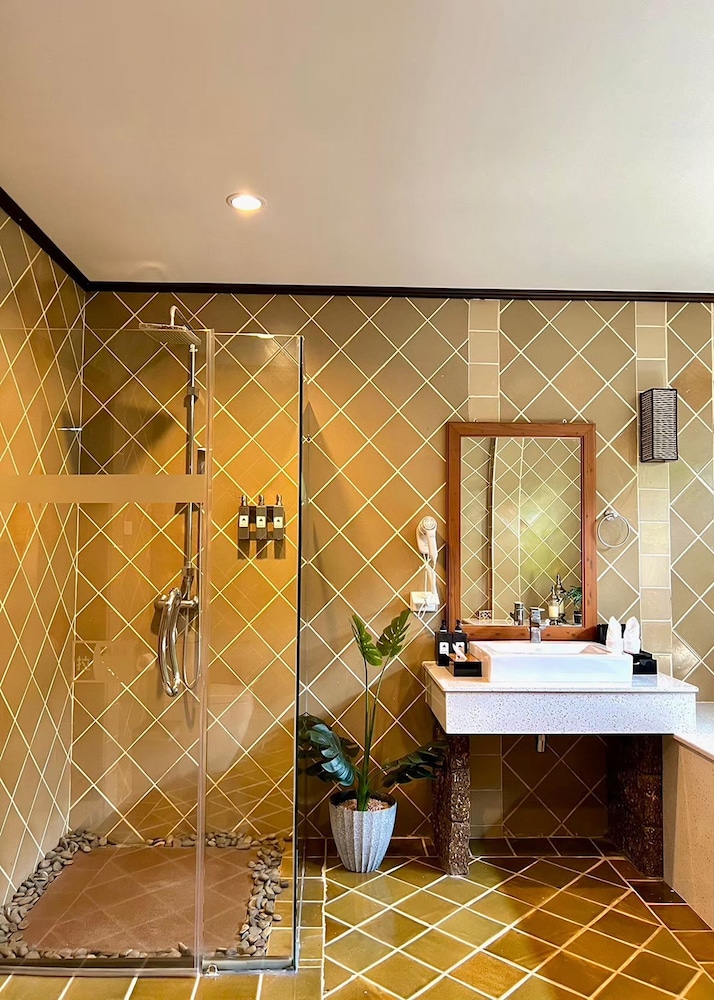 Rawisara Villa Resort 45/51