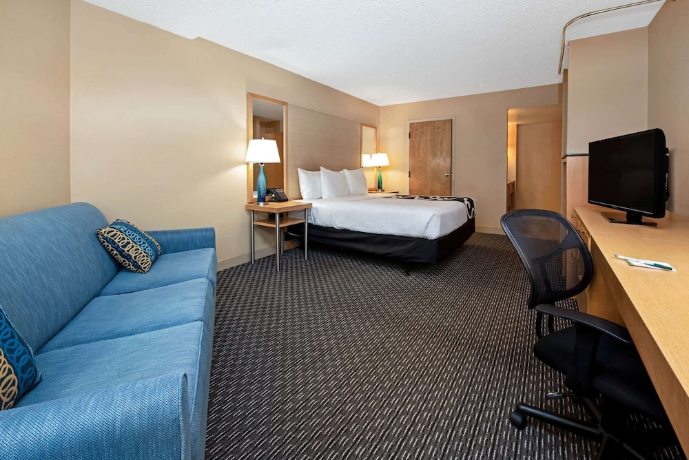 La Quinta Inn Suites By Wyndham West Palm Beach Airport 25/50