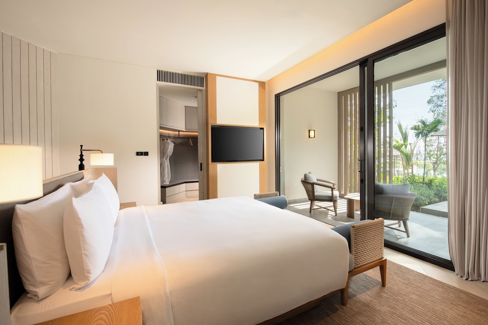 Hilton Burau Bay Langkawi Resort 18/59