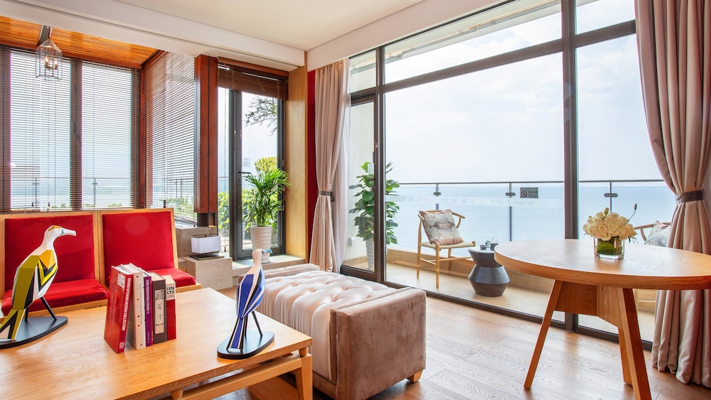 HOTEL INDIGO DALI ERHAI 68/83