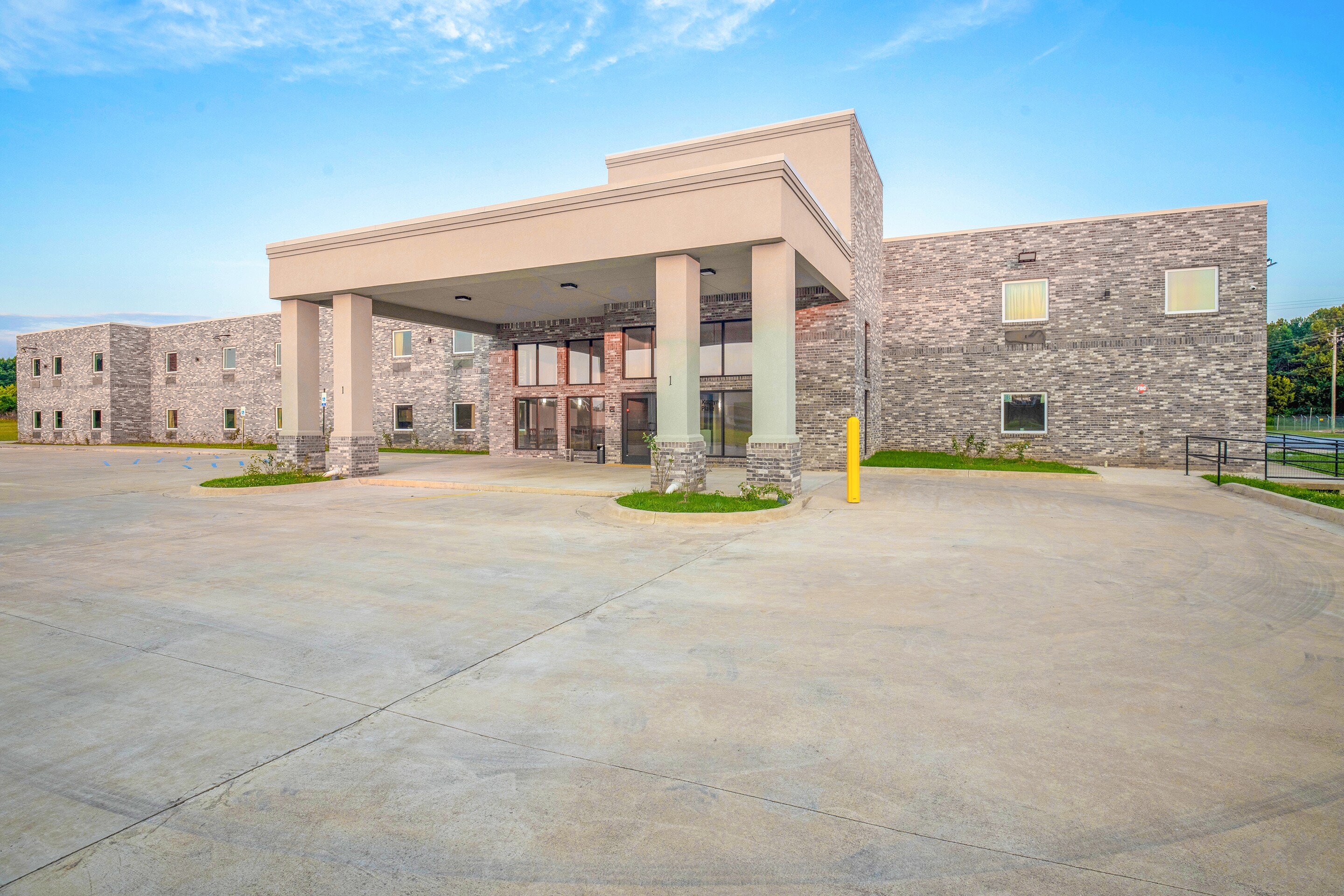 OYO Hotel Adairsville Calhoun South I-75 10/13