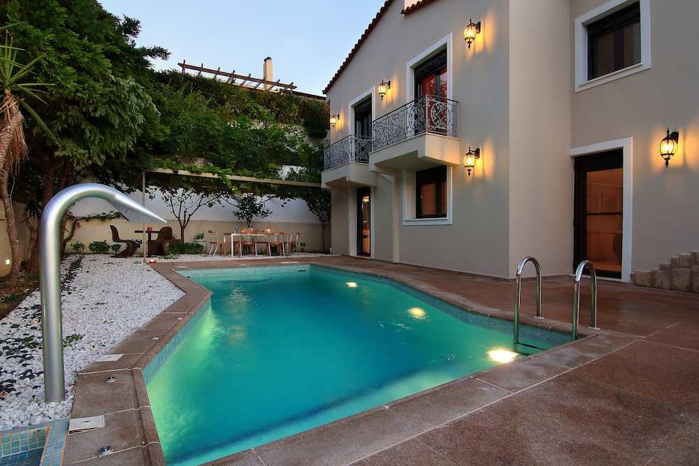 Villa Adam 36/50