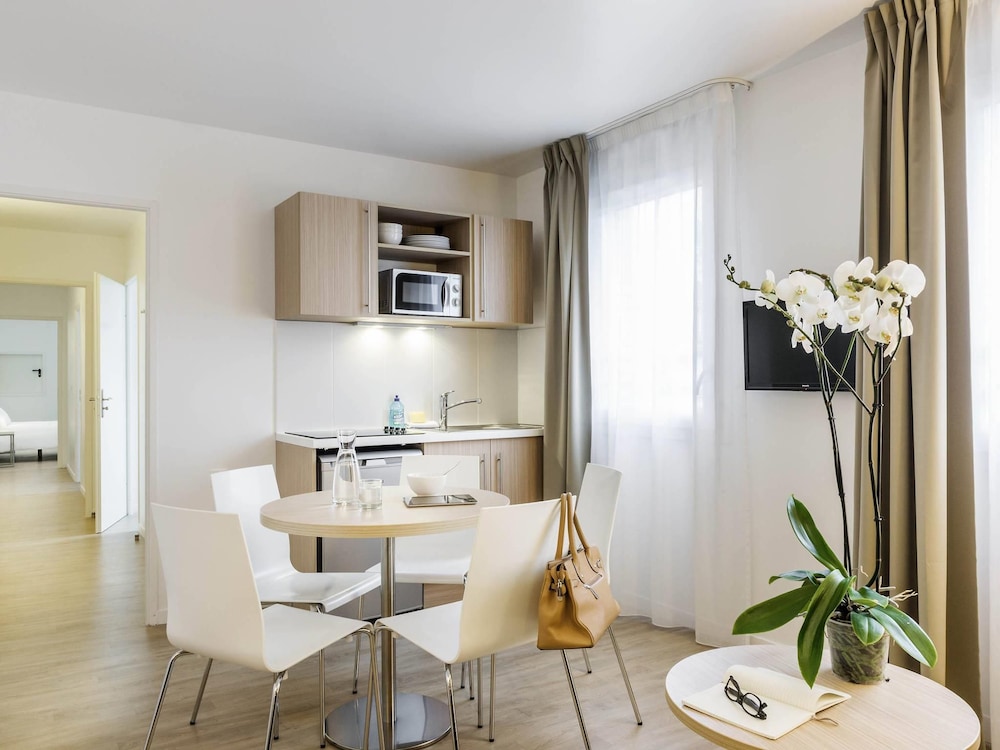 Adagio Access Paris Clichy 40/63