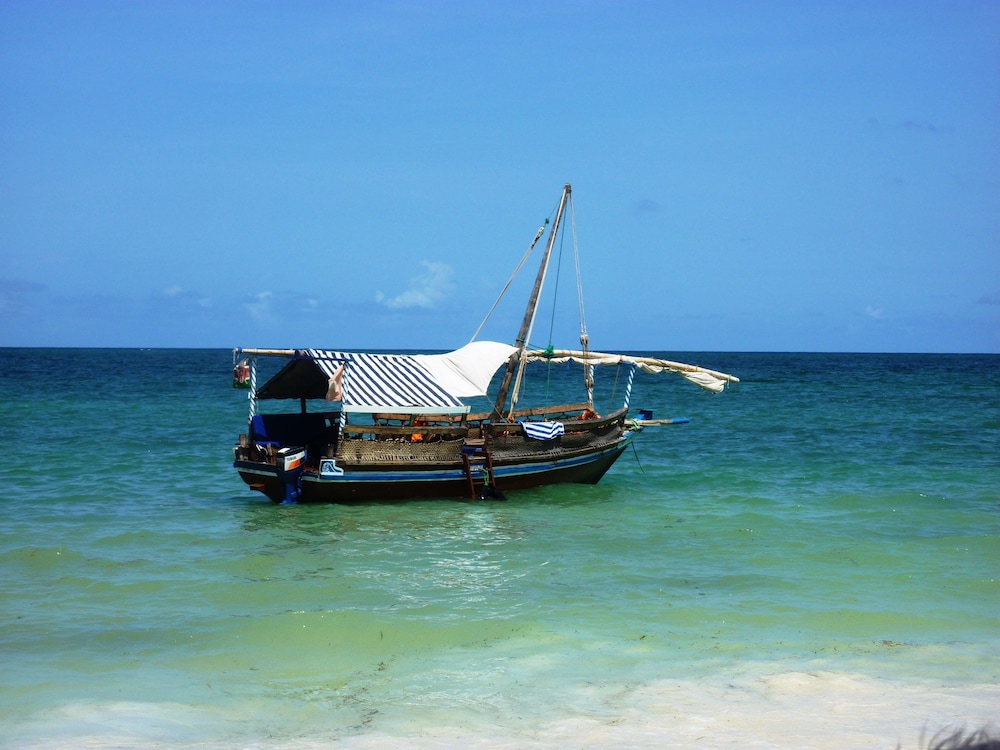 Lantana Galu Beach 38/50