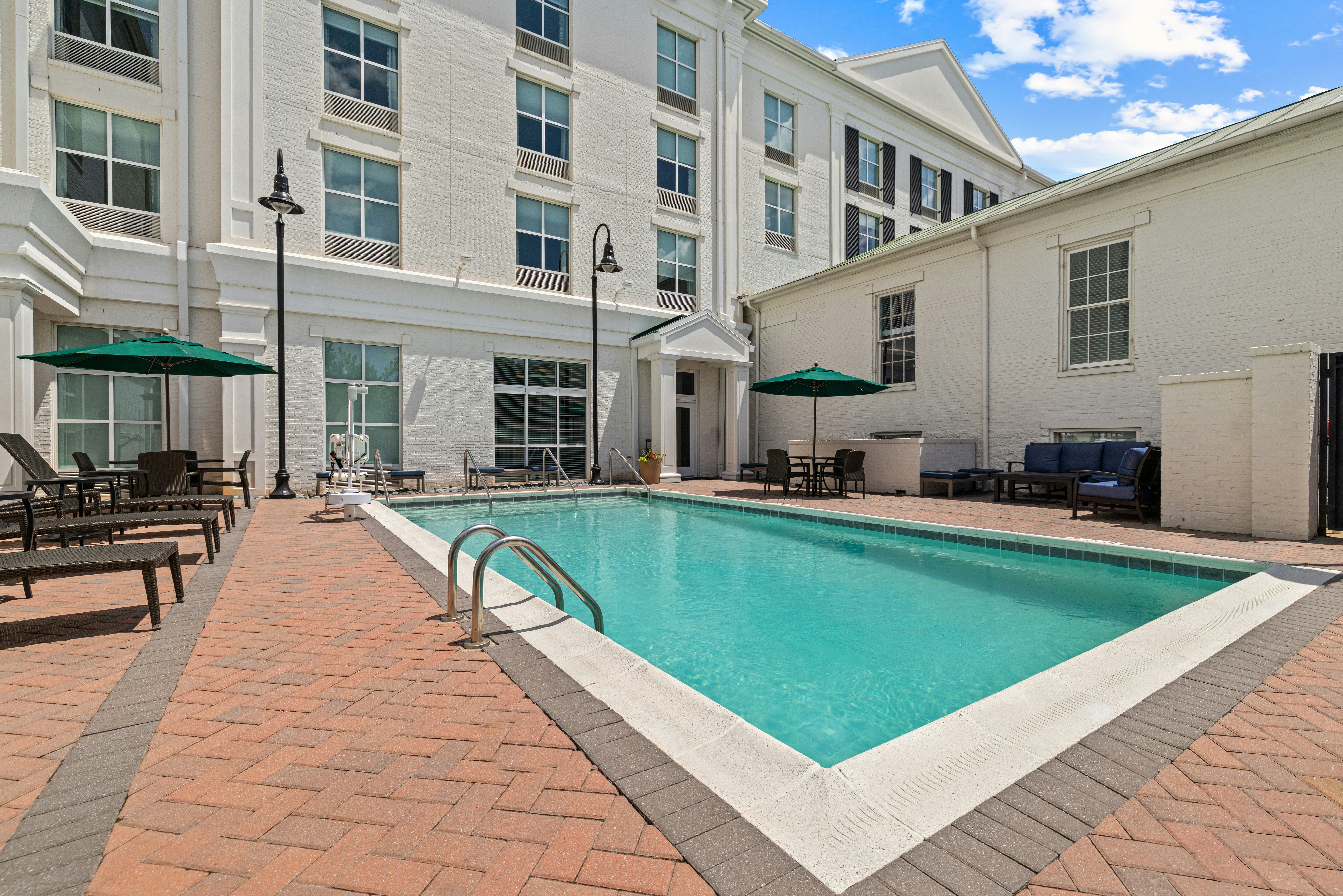 HILTON GARDEN INN NASHVILLE BRENTWOOD 73/75