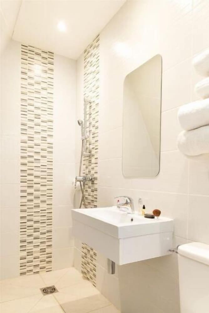 Hotel Le Saint Germain 33/33