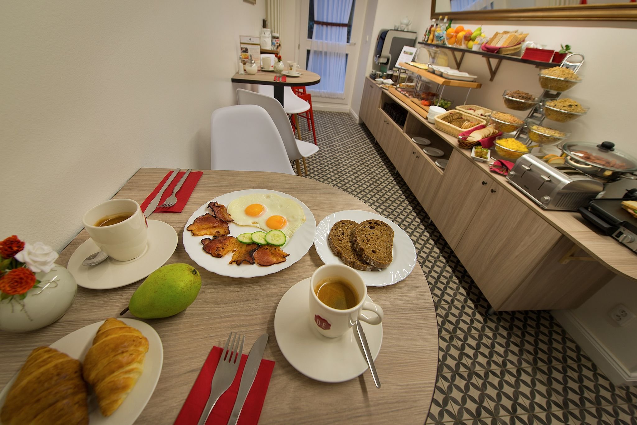 Hotel Suite Home Prague 7/12