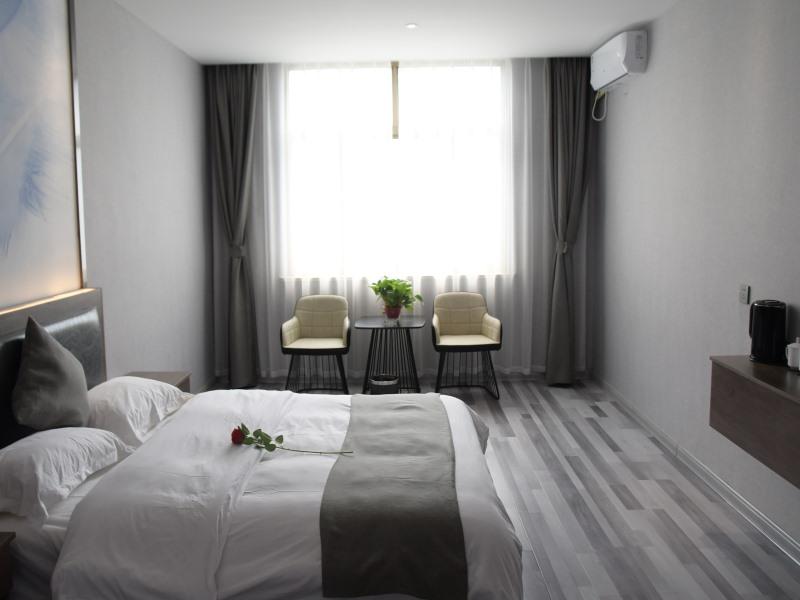 Room at Shell Puyang City Nanle County Coach Station Guangming South Road Hotel, PUYANG
