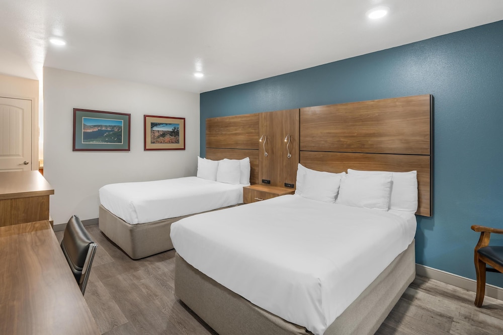غرفة قياسية بسريرين مزدوجين، Best Western Plus Clocktower Inn 2/10