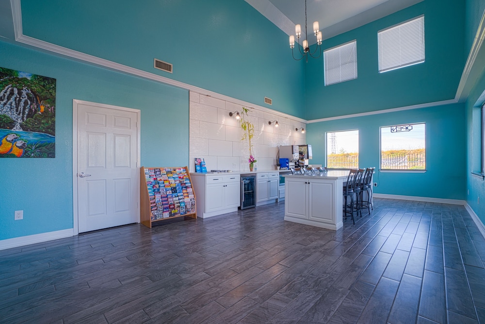 Hotel Bliss Kemah Boardwalk 18/68