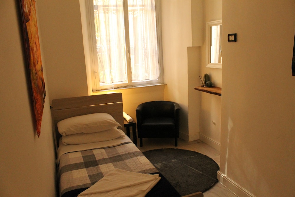 Guesthouse Mersede 12/16