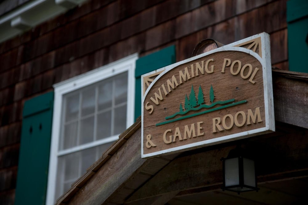 Lake Quinault Lodge 5/50