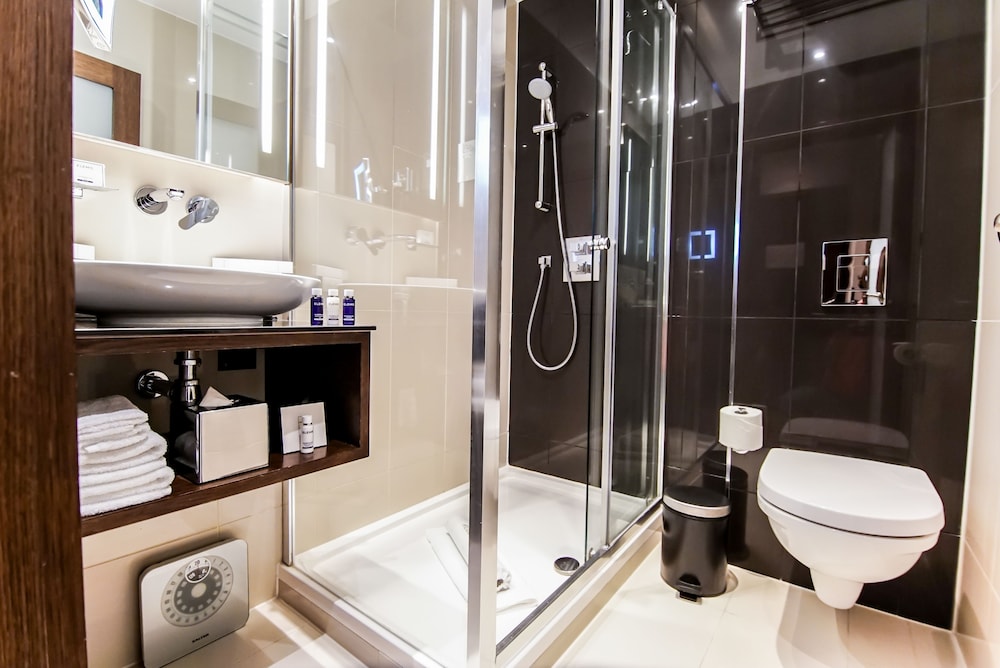 Montcalm Piccadilly Townhouse, London West End 45/50