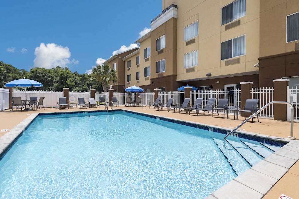 Fairfield Inn & Suites Marianna 1/67