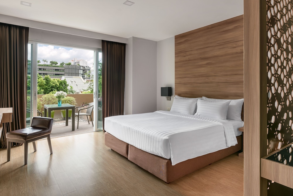 Adelphi Grande Sukhumvit 19/70
