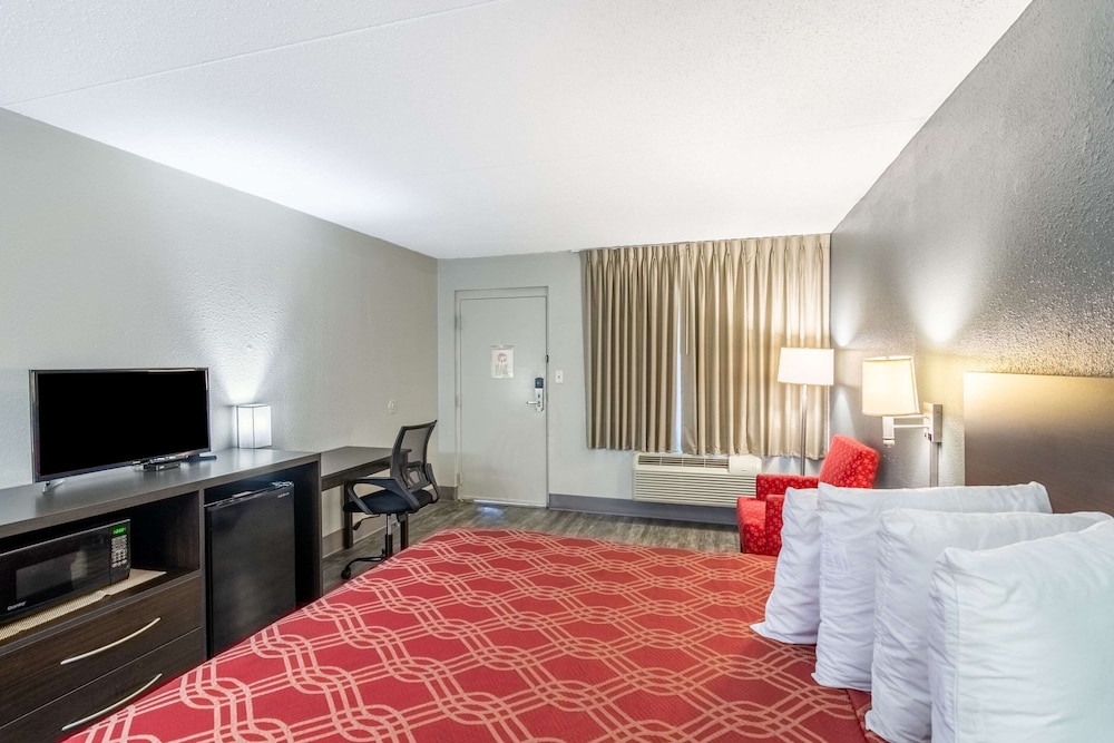 Econo Lodge Crestview South 17/31