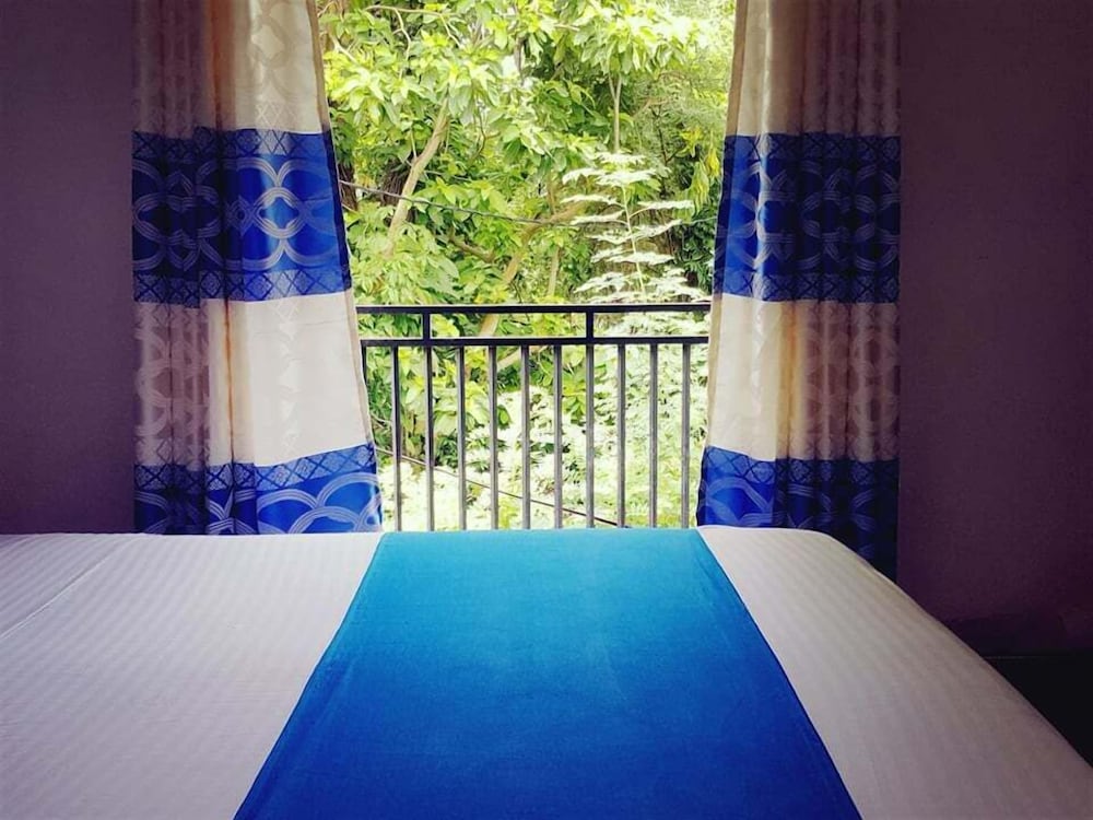 Homestay 24 17/32