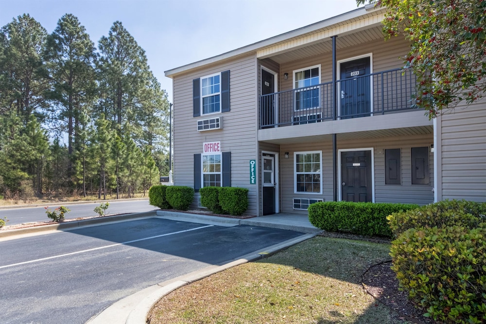 Studio6 Statesboro, GA 36/39