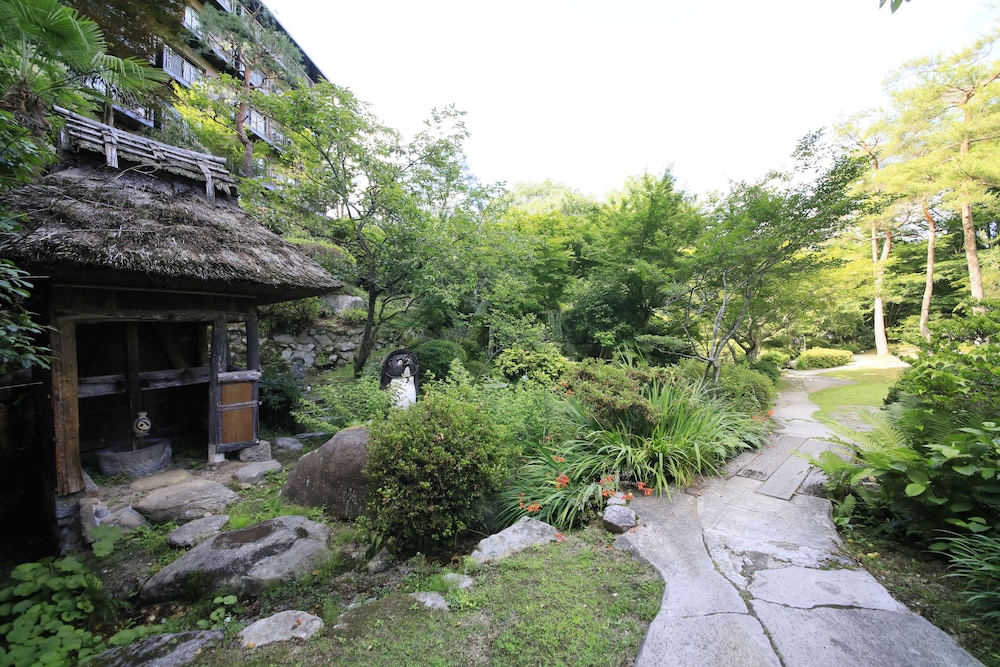 Hotel Kamogawaso 36/40