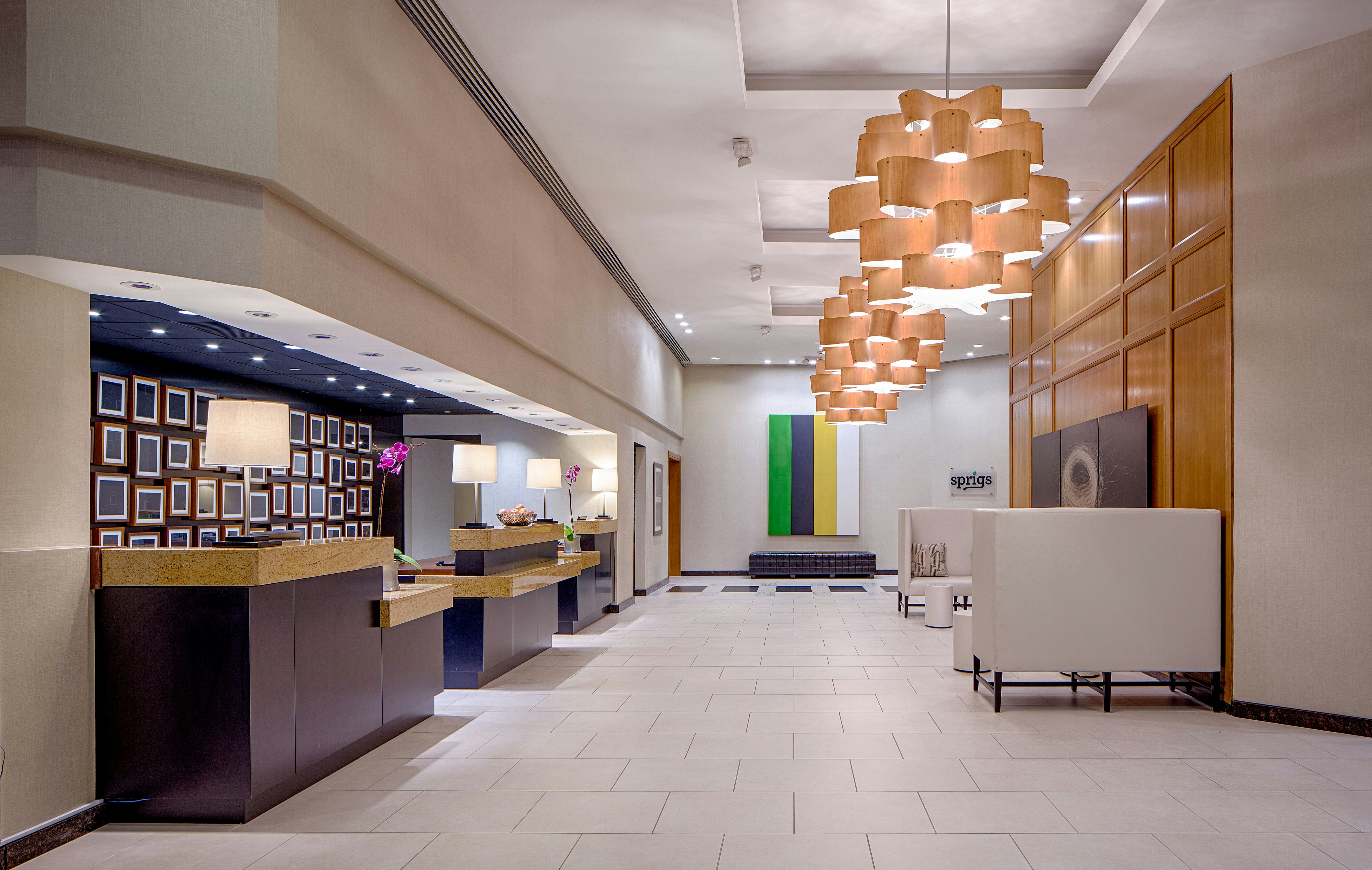 DoubleTree by Hilton Hotel Houston - Greenway Plaza 9/59