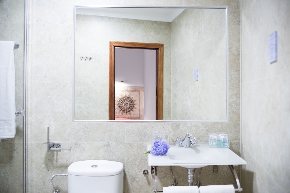 Hostal Alhambra 43/50