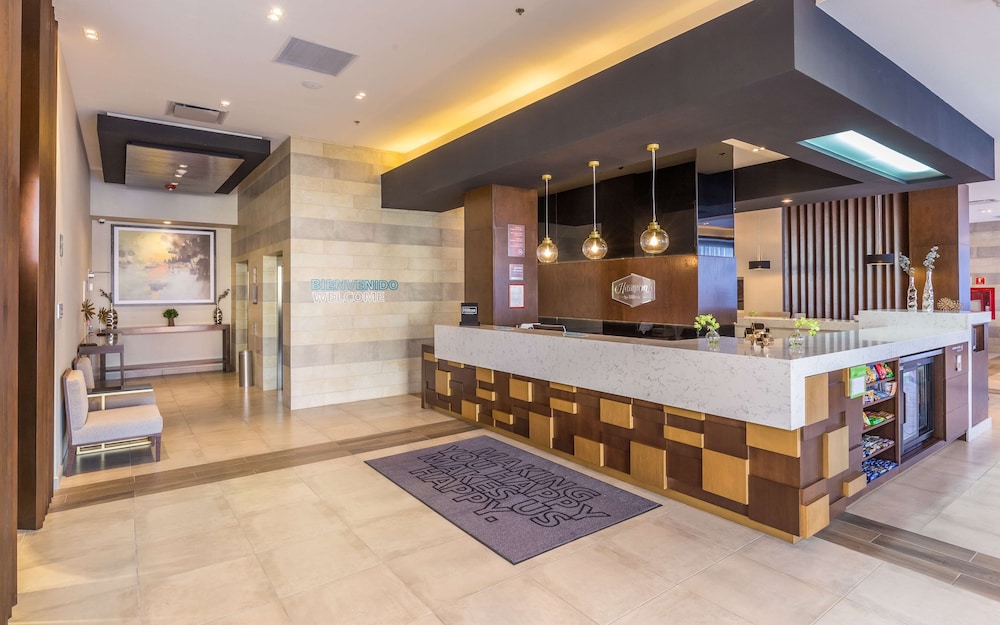 Hampton Inn by Hilton Tijuana 11/80