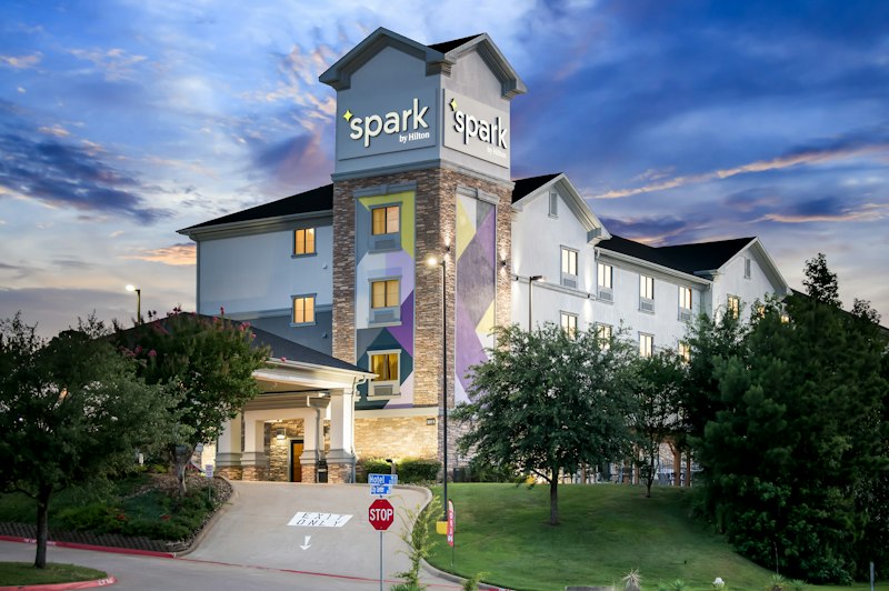 Spark by Hilton Longview 1/19
