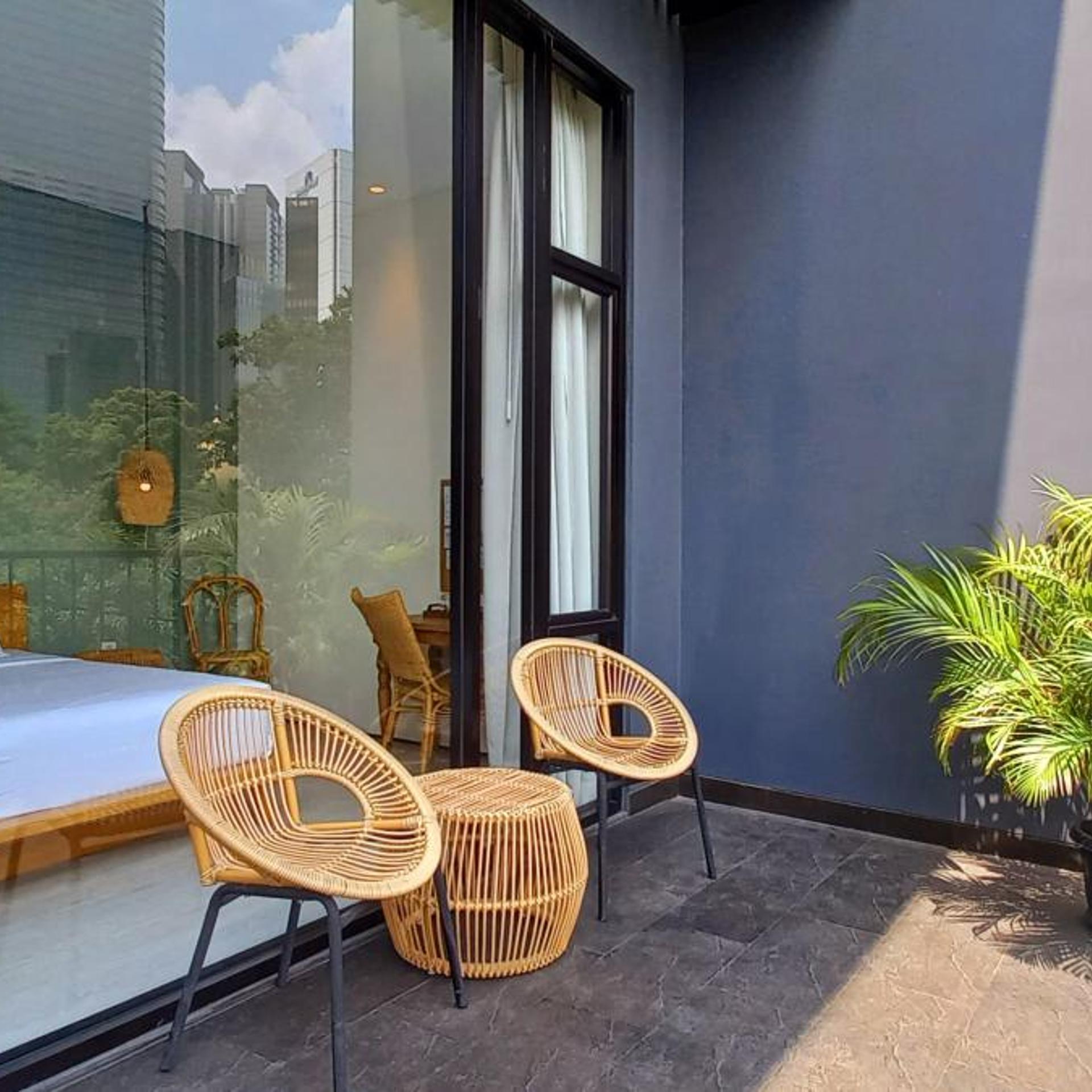 La Boheme Rooms and Coffee 22/50