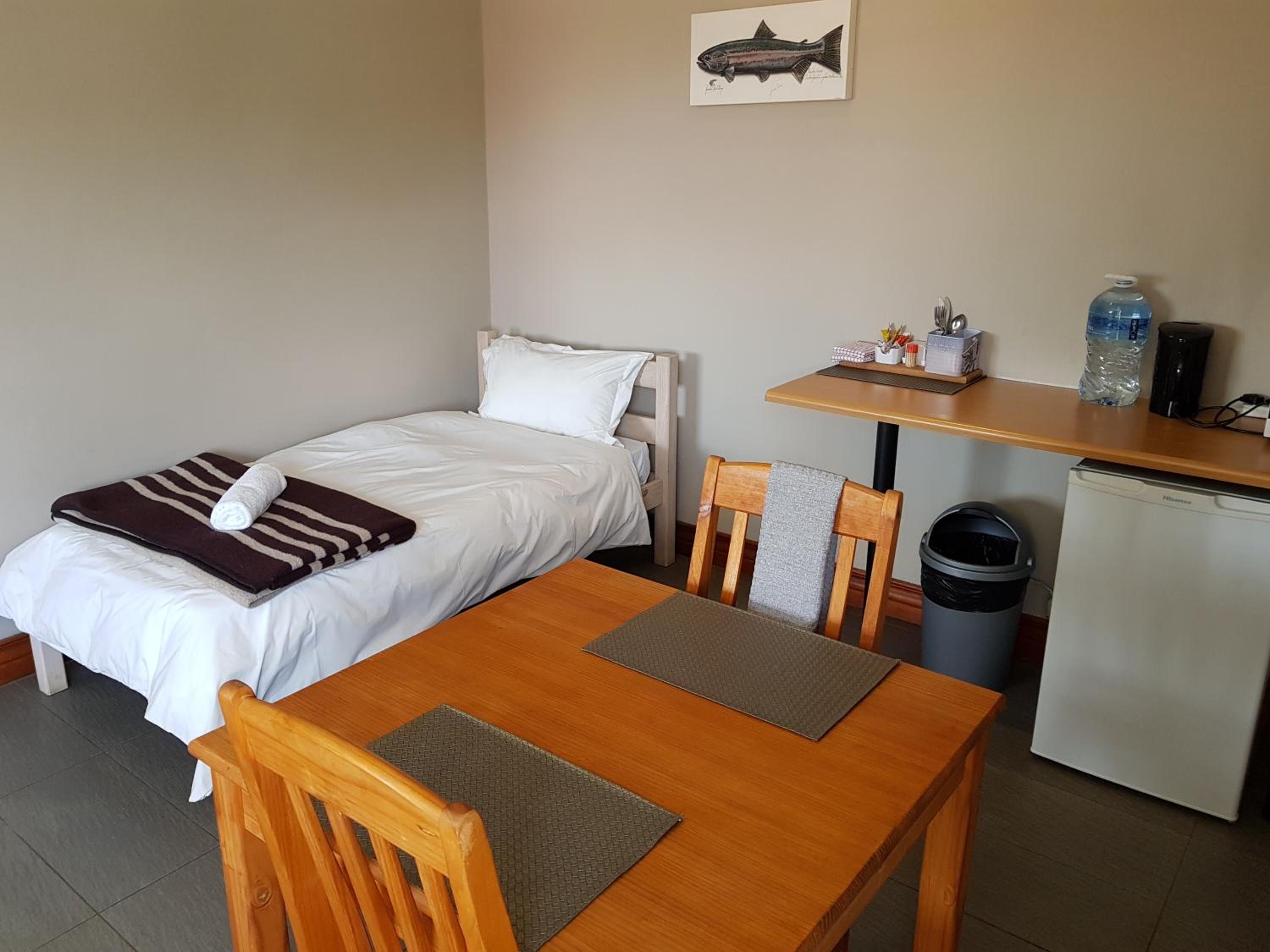 Stay@67 Apartments, Dullstroom 7/25
