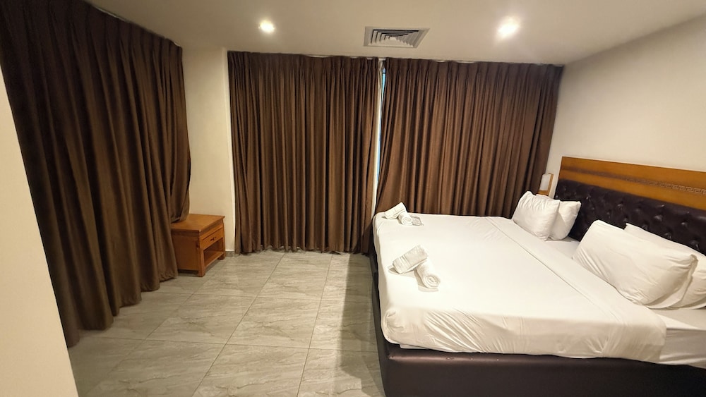 Jewheret Alswefiah Hotel Suites 21/45