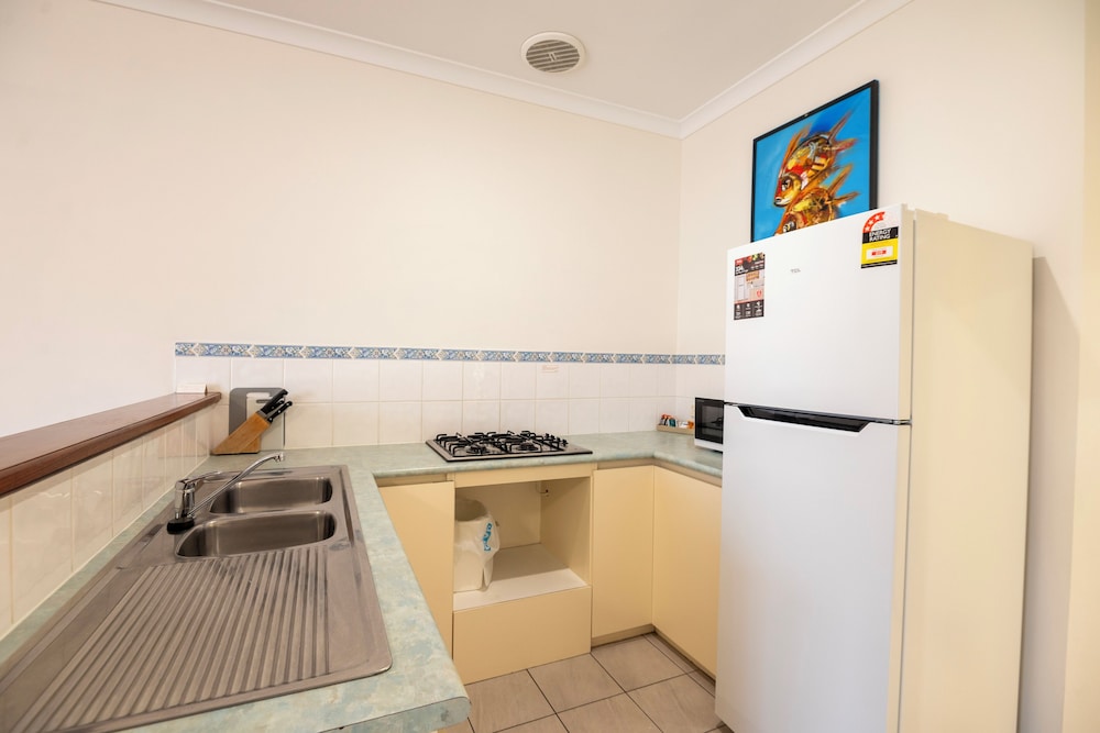 Bunbury Apartment Motel 35/50