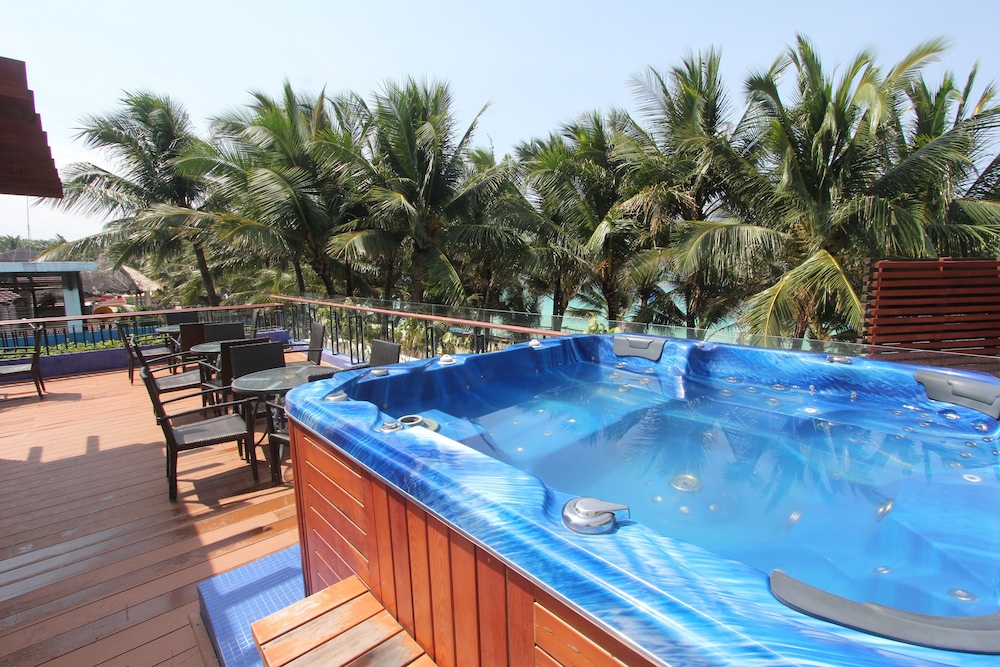 Crown Regency Beach Resort Boracay 4/75