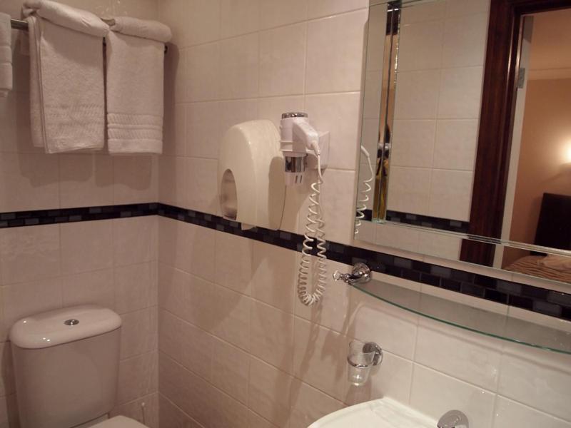 York House Hotel 45/47