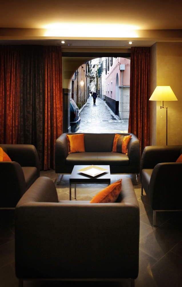 Hotel Monte Rosa 22/30