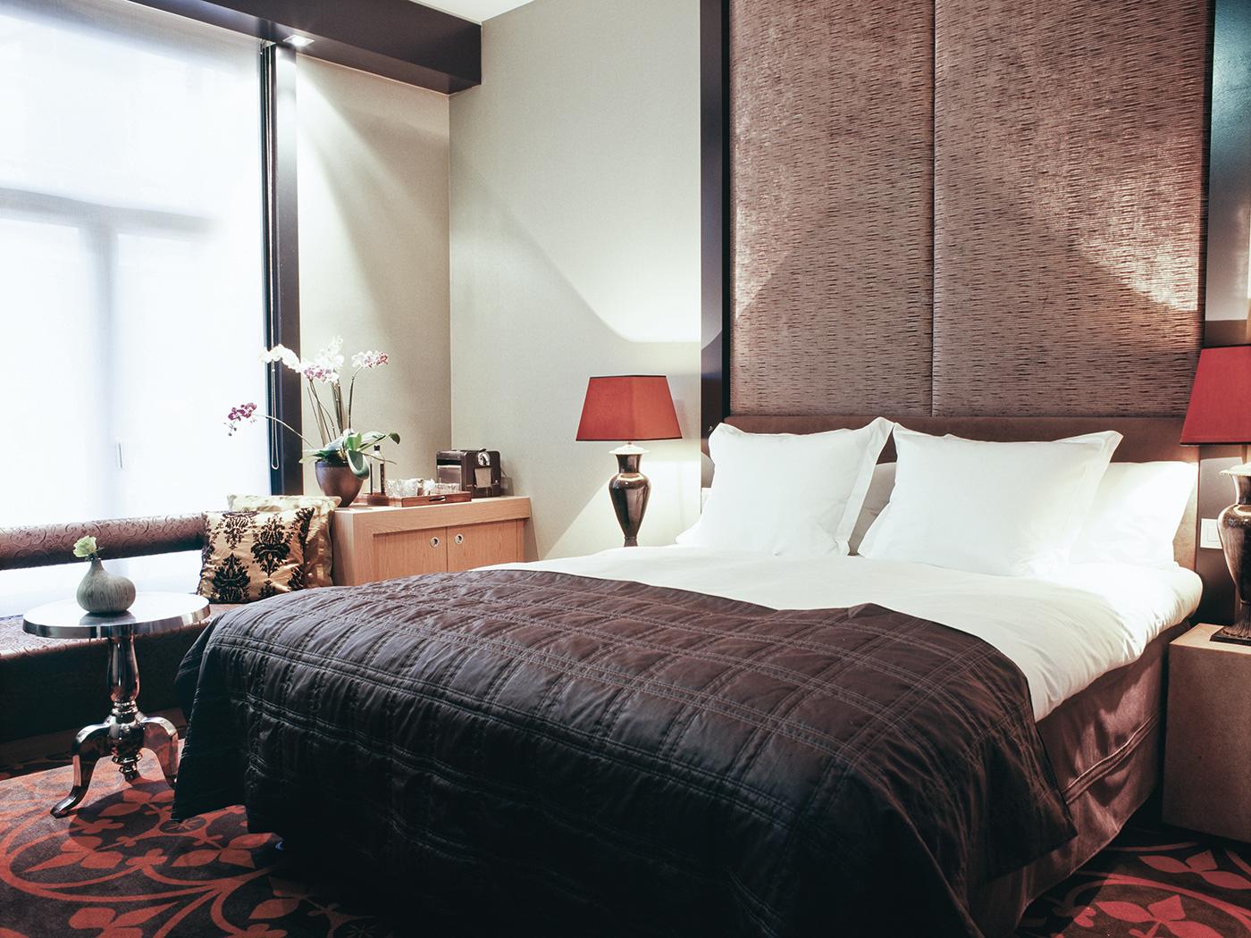 DELUXE, DOUBLE BED