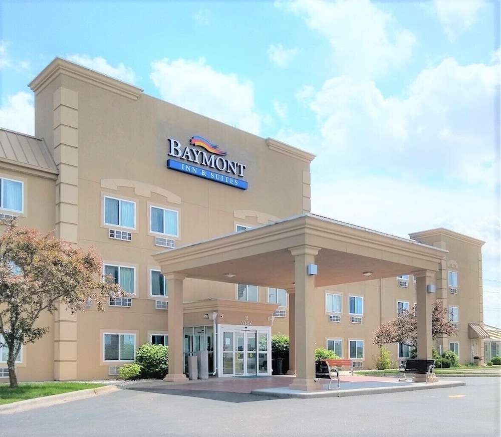 Baymont by Wyndham Litchfield 2/29