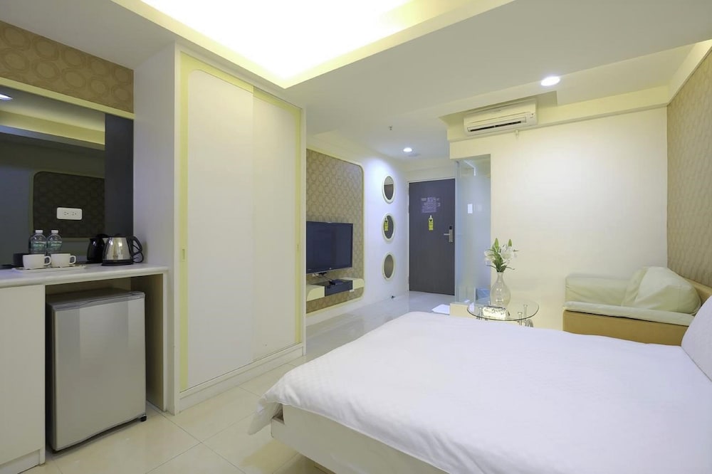 Lj Hotel 14/65