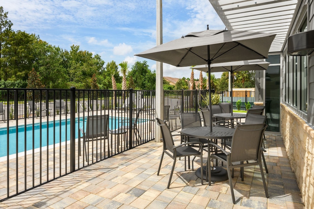 Fairfield Inn & Suites by Marriott Orlando at Millenia 12/30