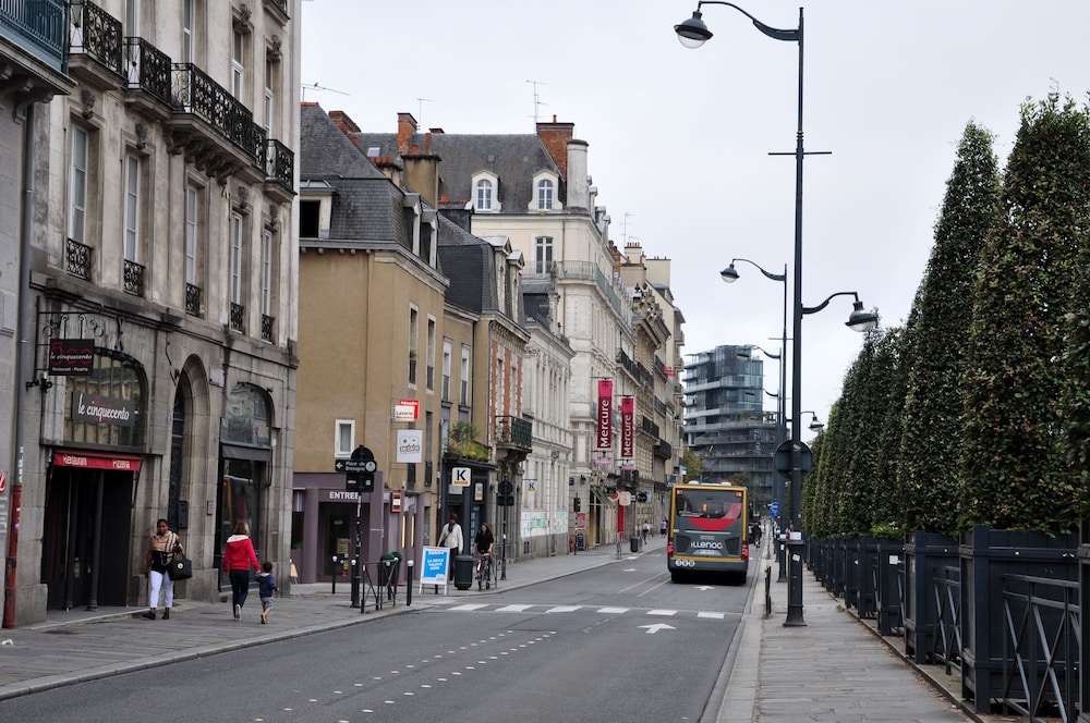 Mercure Rennes Place Bretagne 59/68