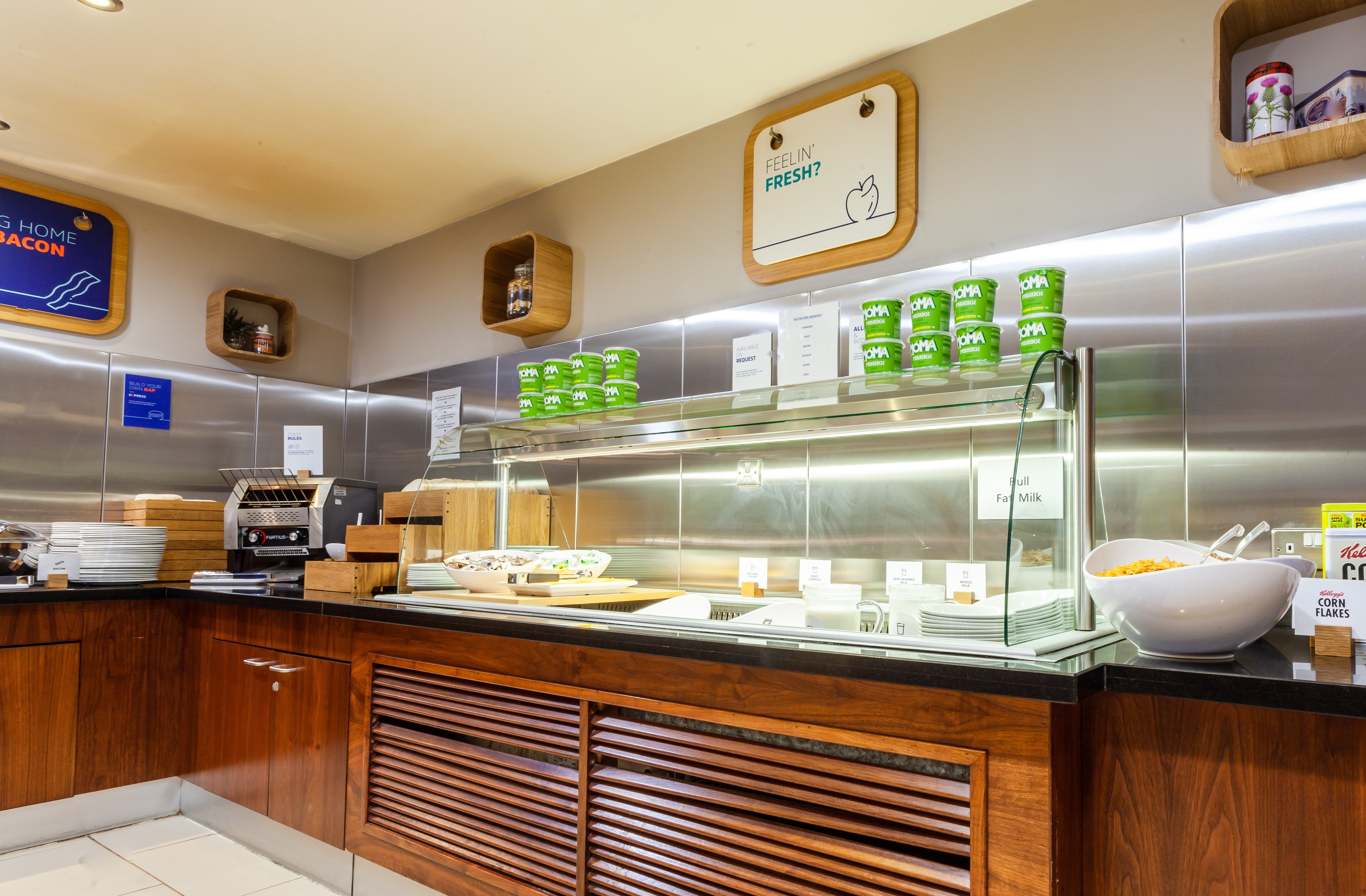 Holiday Inn Express Edinburgh Royal Mile 75/77