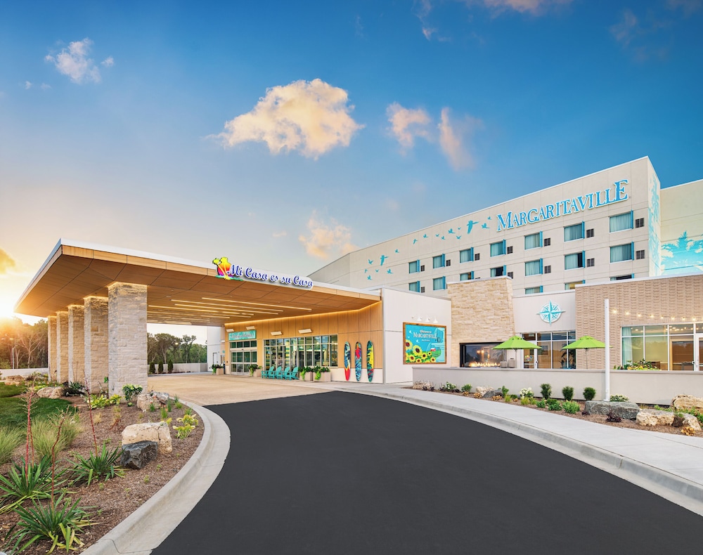 Margaritaville Hotel Kansas City 1/52