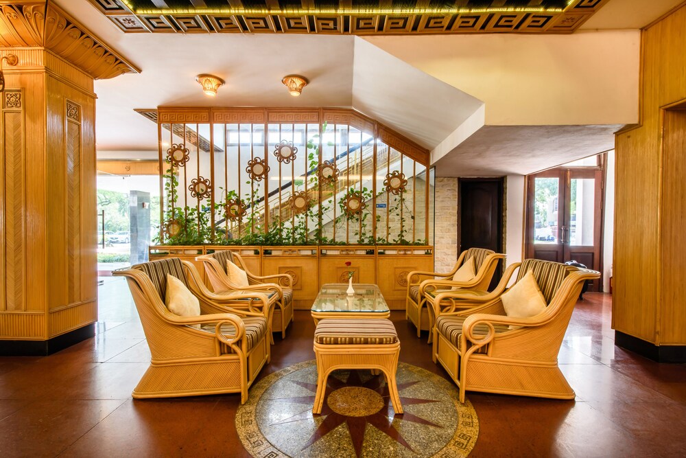 Huong Giang Hotel 47/77