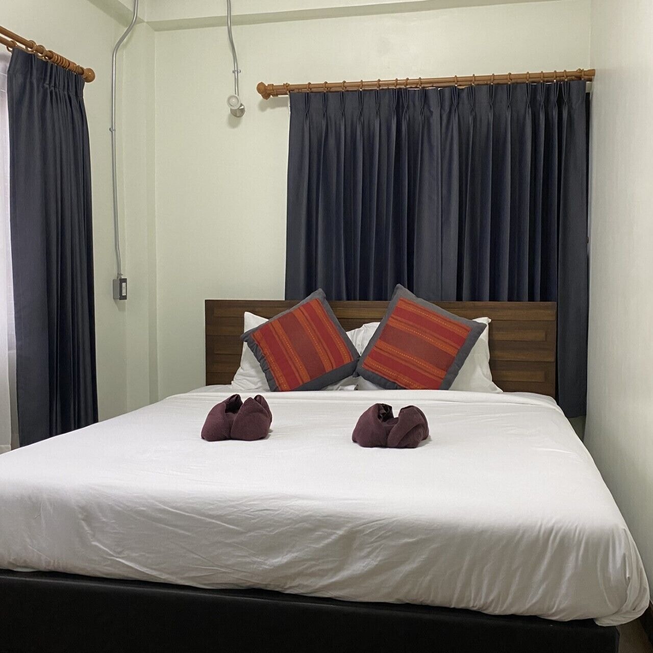 SUPERIOR, DOUBLE BED