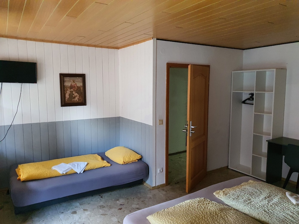 B+B Hotel Sonnenmatte Near Badeparadies 17/50
