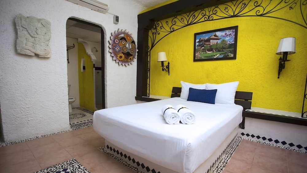1 BEDROOM, STANDARD