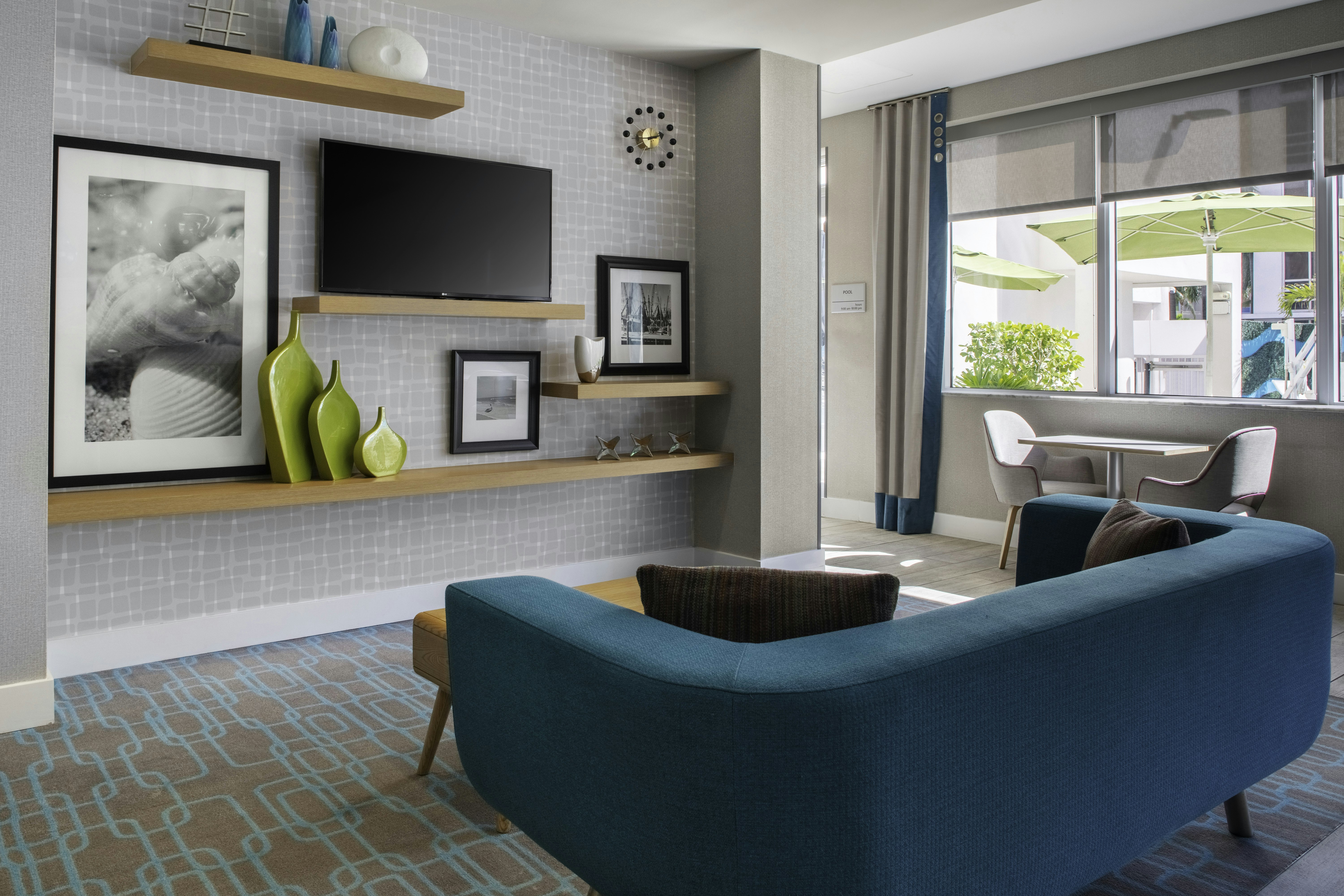 Hotel Continental Miami Beach, Tapestry Collection by Hilton 18/24