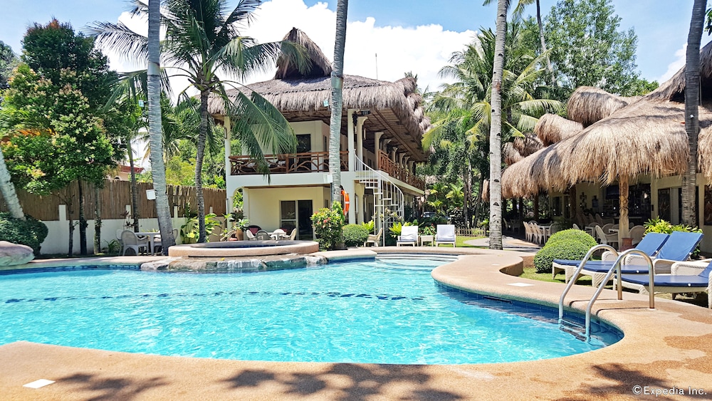 Mikes Dauin Beach Resort 3/70